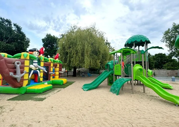 Mobil-home 4 Pers Avec Terrasse - - Api-1-52-1618 Campsite *