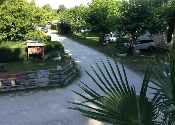 Mobil-home 4 Pers Avec Terrasse - - Api-1-52-1618 Grayan-et-l'Hopital