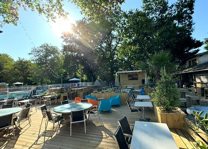 Mobil-home 4 Pers Avec Terrasse - - Api-1-52-1618 *