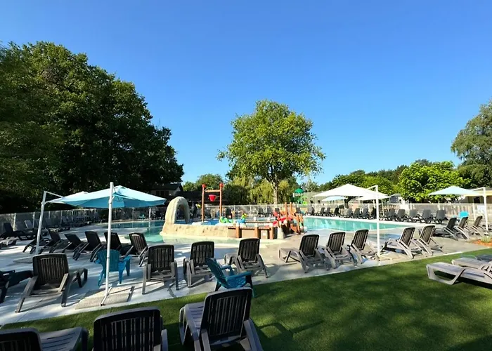 Mobil-home 4 Pers Avec Terrasse - - Api-1-52-1618 Campsite *